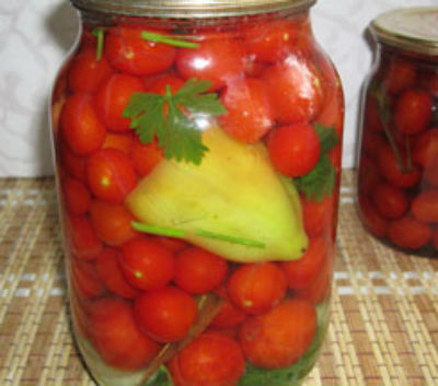 marinovannye-pomidory-na-zimu-v-bankah2
