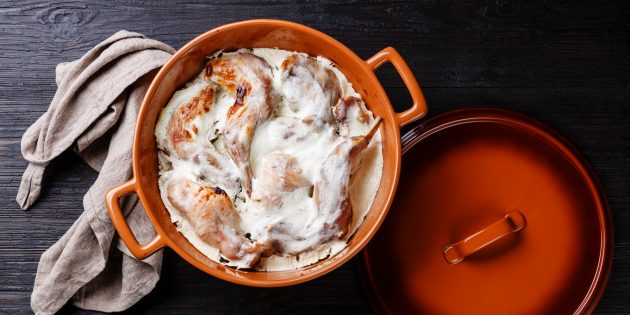 Кролик в духовке в сметанном соусе: лучший рецепт