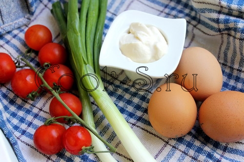 салат из зеленого лука с яйцом - ингредиенты