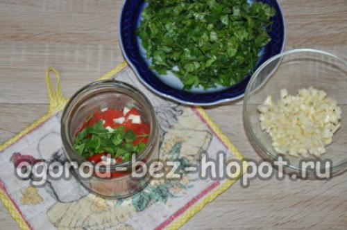 Рецепт маринованного болгарского перца с чесноком и зеленью. Маринованный сладкий болгарский перец с петрушкой и чесноком на зиму