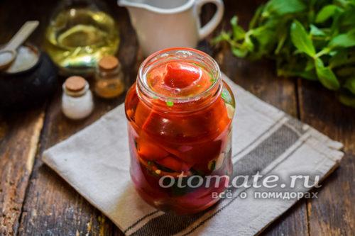 Перец с петрушкой и чесноком на зиму. Пикантный маринованный болгарский перец — вкус поражает