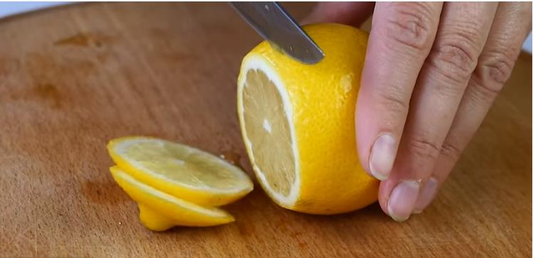 порезать лимон