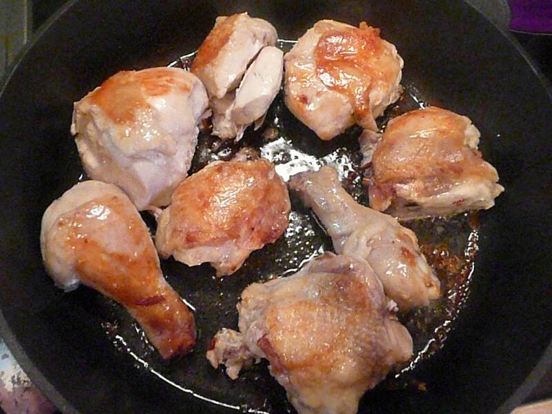 Как вкусно пожарить курицу кусочками на сковороде рецепт с фото пошагово