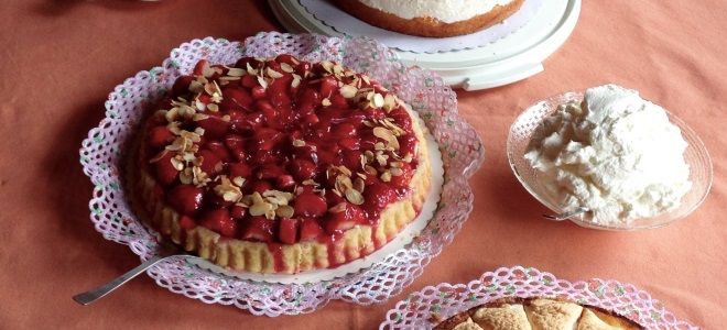 Рецепт тирольского пирога с замороженными ягодами
